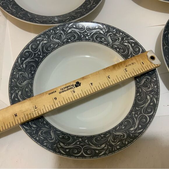 4 Chris Madden JCP Home Swan Gray Scroll Leaf Classic 8” salad Plates bowls G20 - Picture 8 of 9